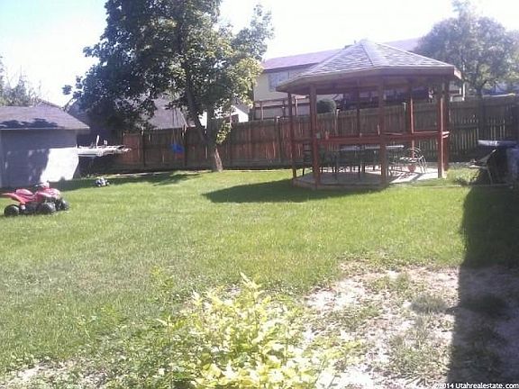 4th image of 5521 W Lockwood Dr