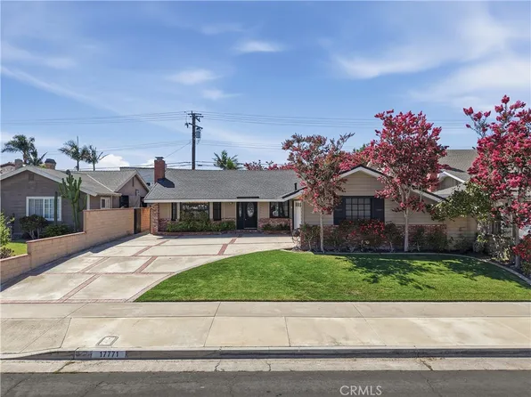 17771 Misty Ln, Huntington Beach, CA 92649