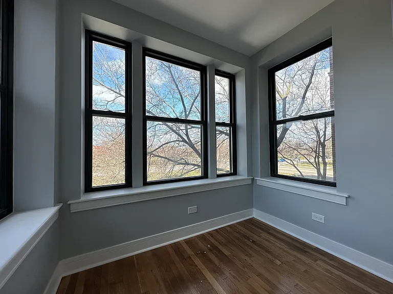 1145 N Sacramento Ave #3 — Photo 9