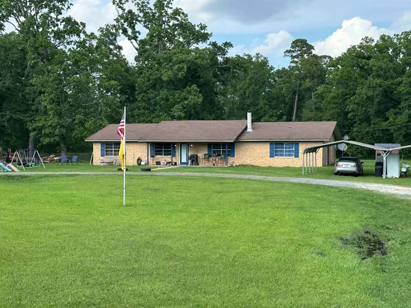 213 County Road 3131, De Berry, TX 75639