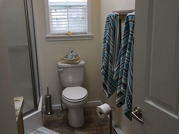 2nd image of 70 Kings Hwy #187