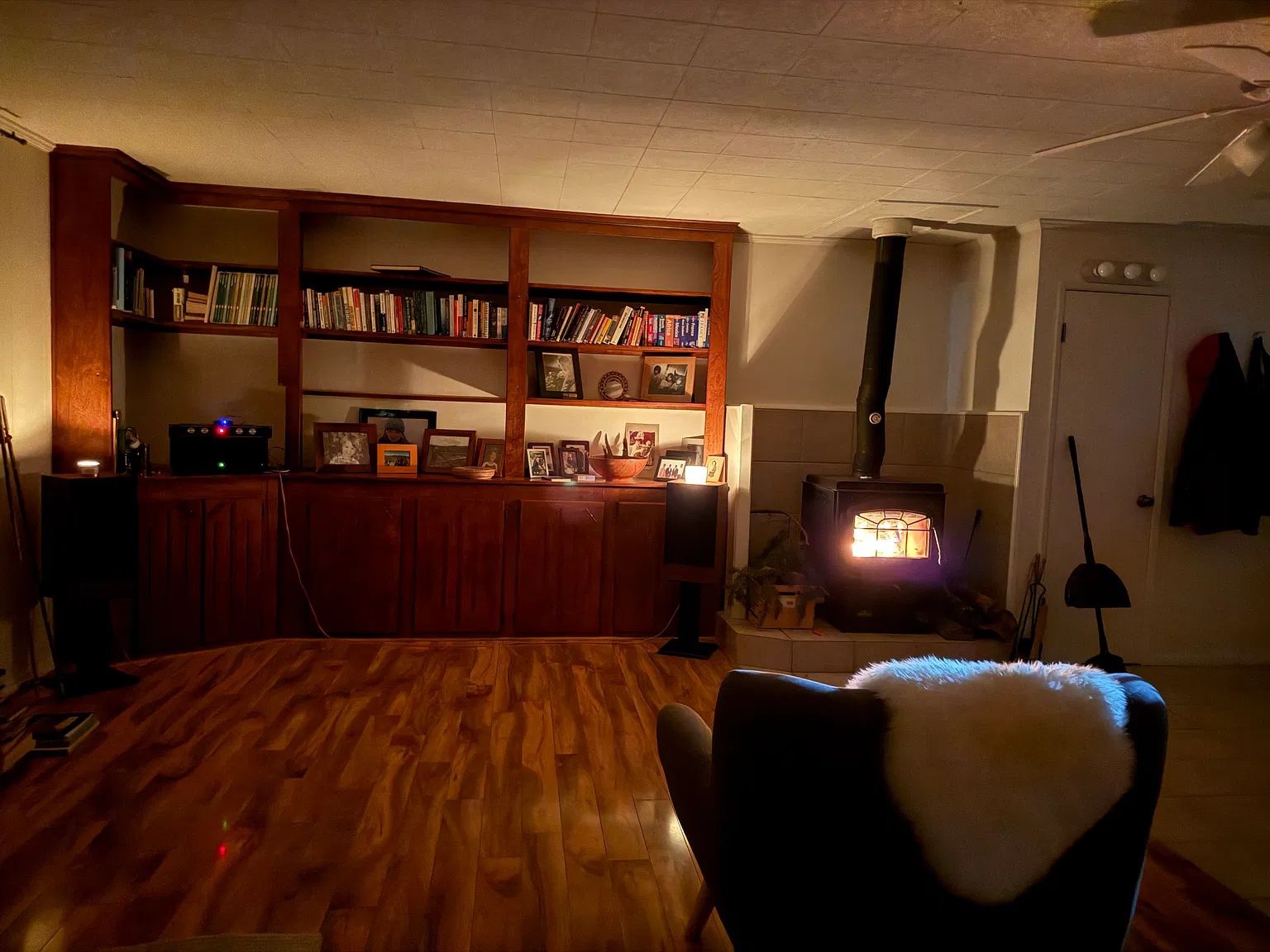 3 bed, 2344 sqft, $3,100 — Photo 4