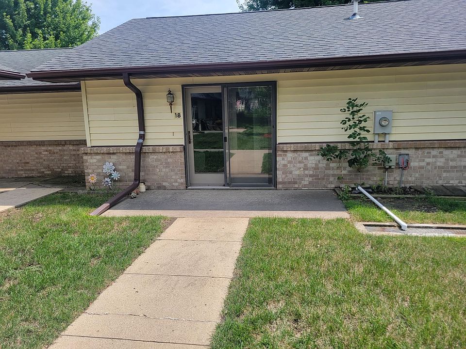 1st image of 1940 23rd St #18