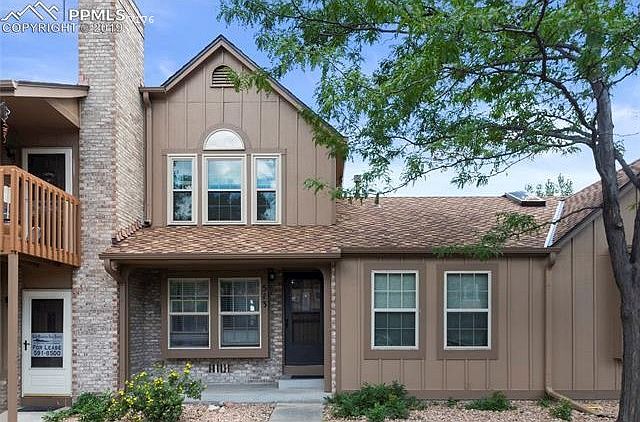 2nd image of 513 Rolling Hills Dr
