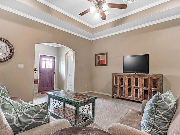5th image of 4323 Dawn Lynn Dr