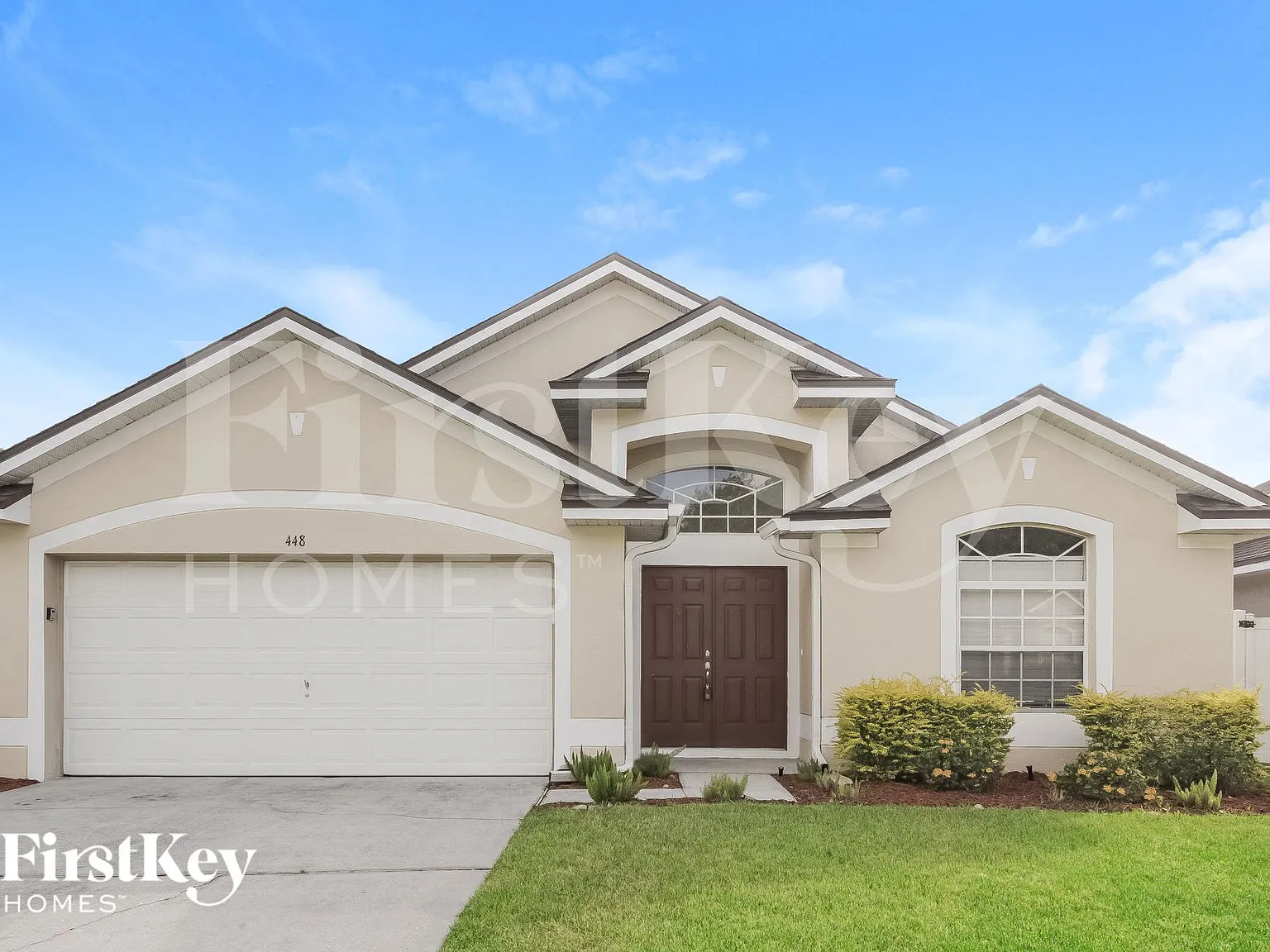 4 bed, 2.0 bath, 1965 sqft, $2,800 — Photo 1