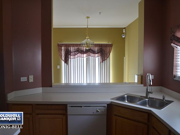3rd image of 603 Windsor Dr