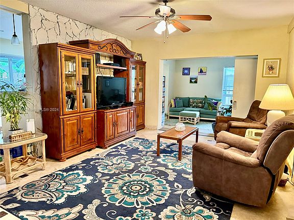 5th image of 6464 SW 8th Pl