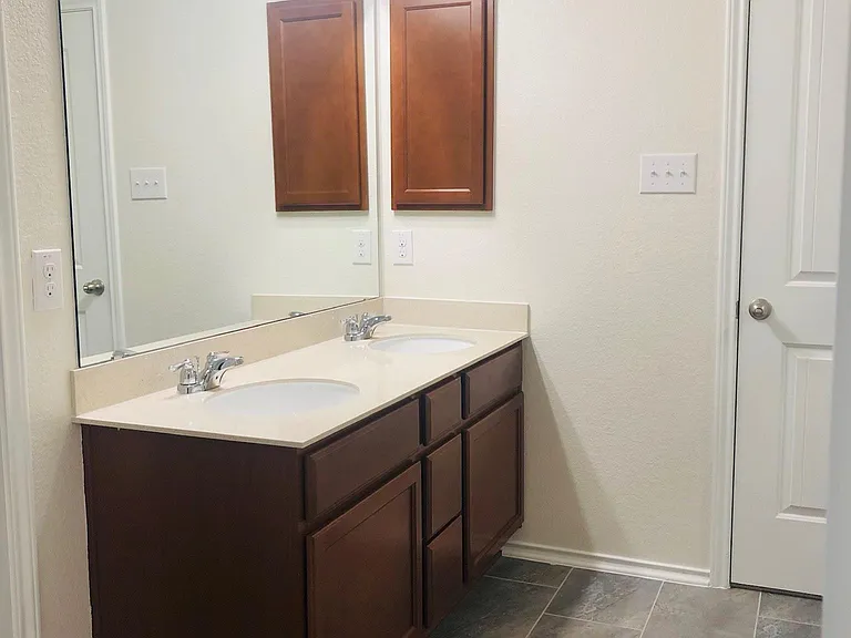 17102 Prestons Braid Ln — Photo 11