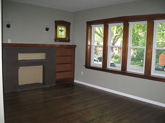 2nd image of 1512 S Wesley Ave
