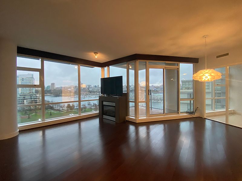 Vancouver Apartment for rent - 2 Bedrooms — photo 9