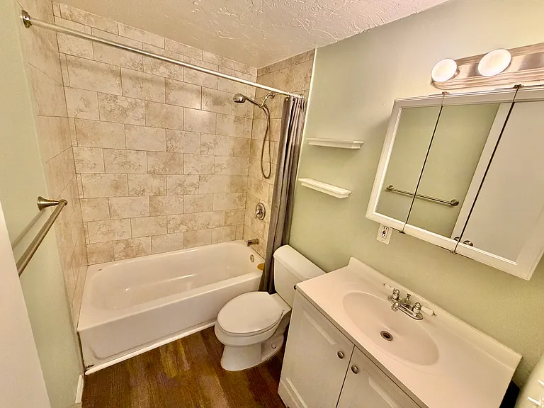 3108 49th Avenue Dr W #B — Photo 15
