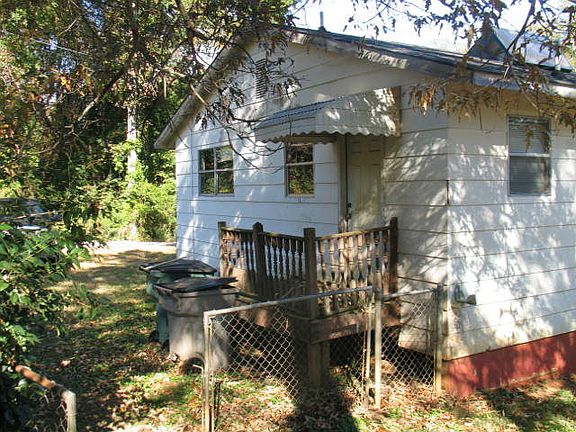 3rd image of 2705 Chesser Ave