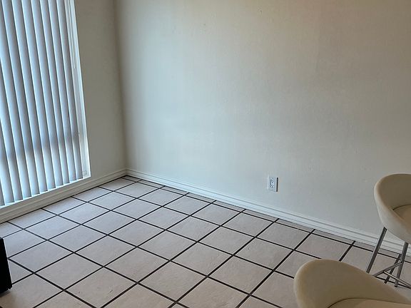 2nd image of 1001 W Stevens Ave Unit 400