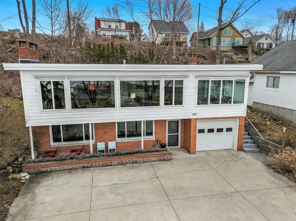 1627 S Lake St, Whitehall, MI 49461
