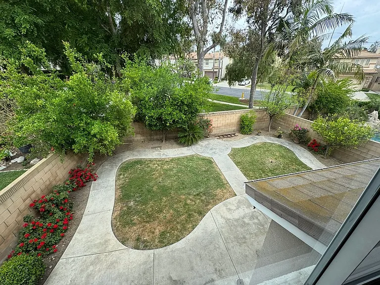 15820 Old Hickory Ln — Photo 9