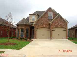 153 Glen Cross Cir, Trussville, AL 35173