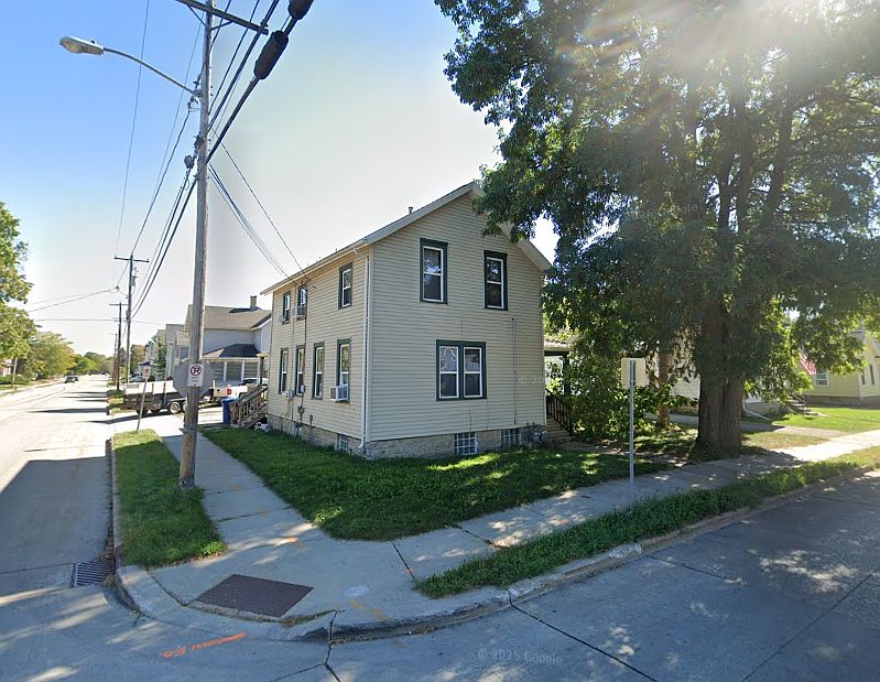 1st image of 586 Bowen St #805-E