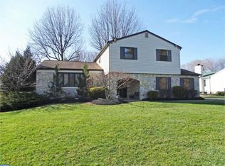 55 E Ridge Cir, Langhorne, PA 19053