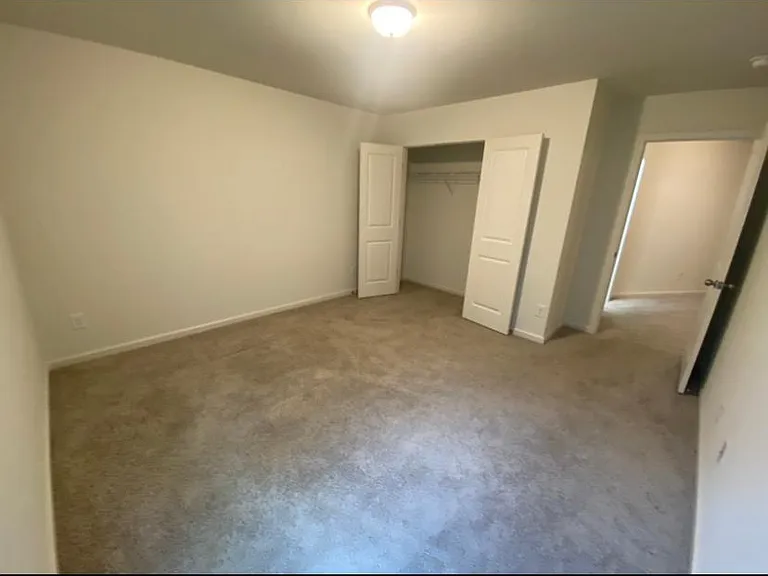 46 Walnut St — Photo 16