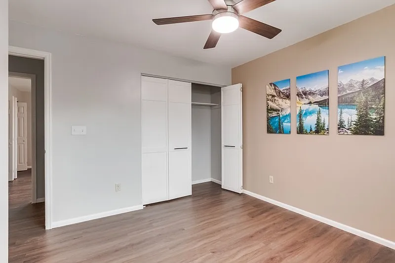 8090 W Calhoun Dr