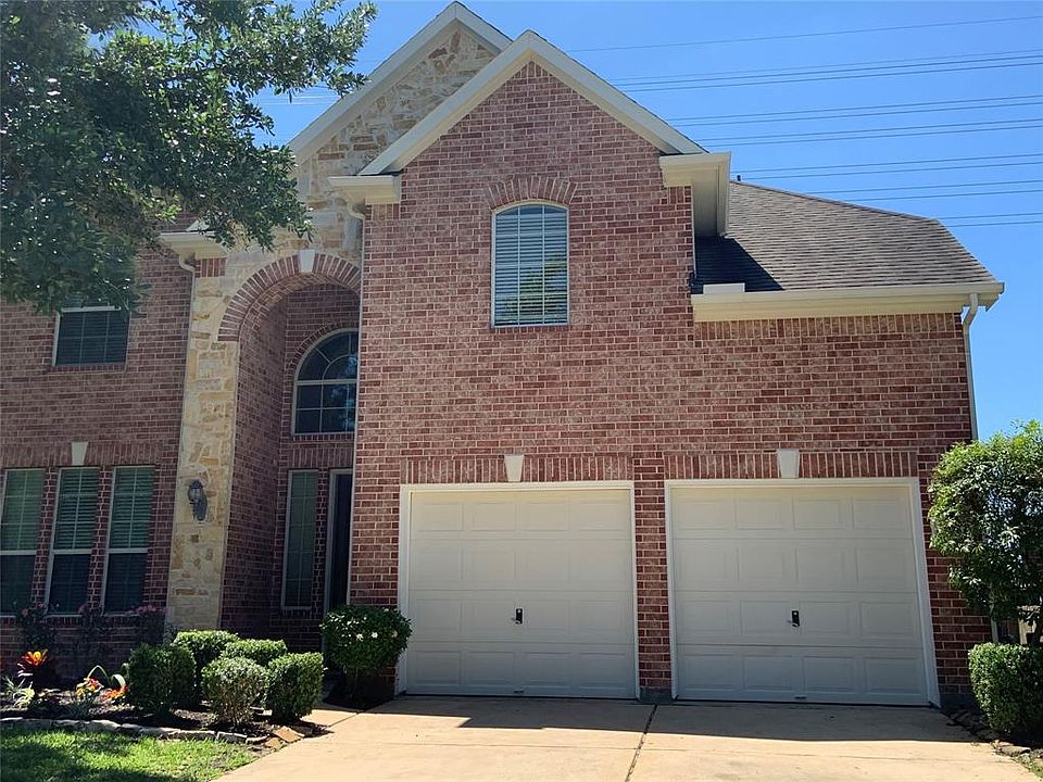 1st image of 26703 Richwood Oaks Dr