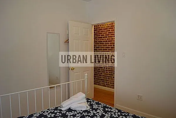 Rented by Urban Living | media 12