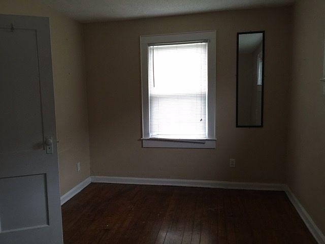 1st image of 1334 N Grant Ave