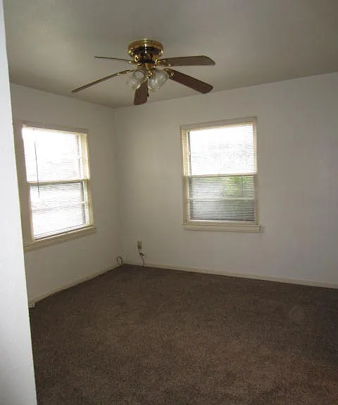 ivy 2 living room