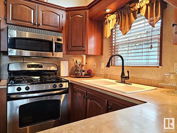 5th image of 12030 Township Road 422 #66