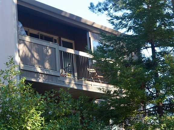2nd image of 2051 Ascot Dr