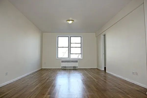 1st image of 350 Sterling St #3901