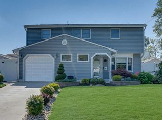 13 Kenneth Ave, Old Bridge, NJ 08857