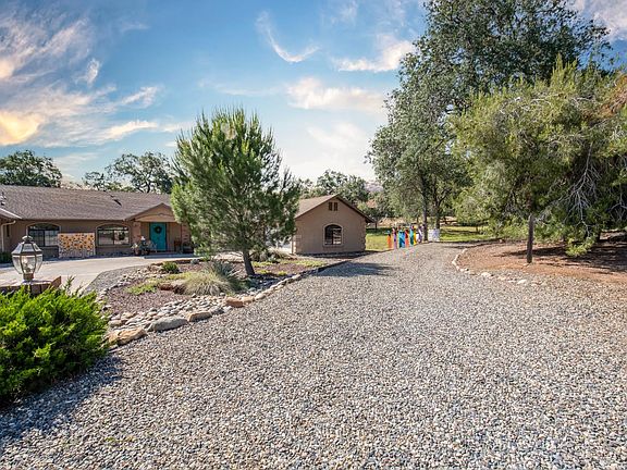 4th image of 42404 John Muir Dr