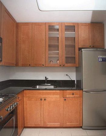 2nd image of 77 W 15th St APT 1B