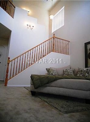 4th image of 6033 Bassio Ave