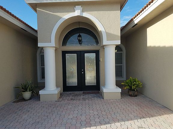 2nd image of 2071 SE Westmoreland Blvd