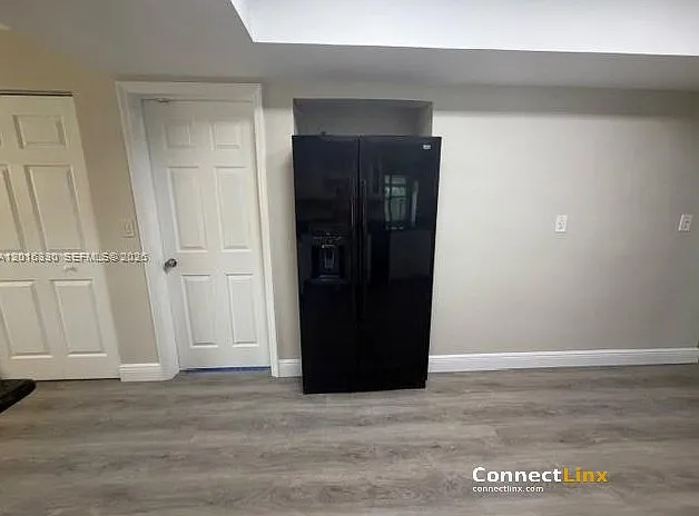 4 bed, 3.0 bath, 2124 sqft, $4,500 — Photo 2