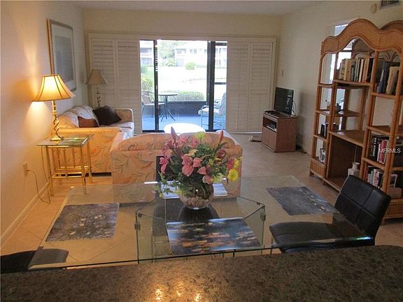 5th image of 5203 Lake Village Dr #13