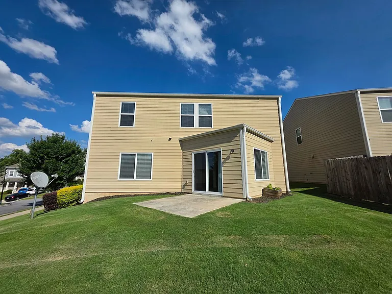 1490 Avalon Creek Rd — Photo 17