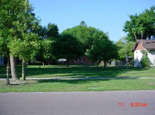 108 Shore Dr E, Oldsmar, FL 34677