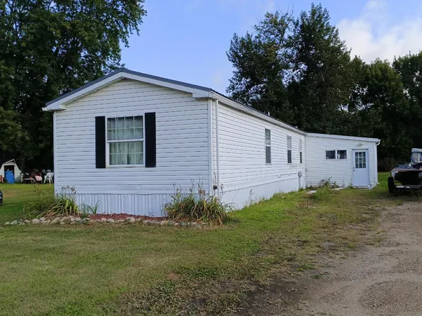 300 Main St E #1, Bertha, MN 56437