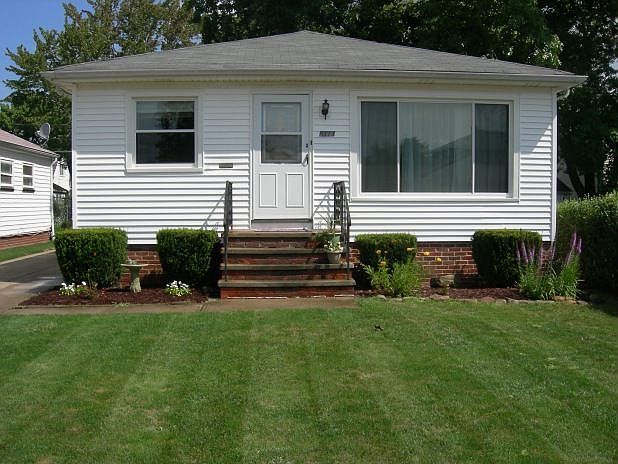 1st image of 5414 Haverhill Ave