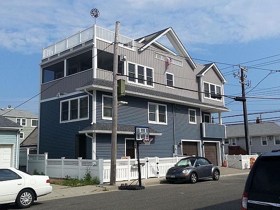 4th image of 931 W Park Ave