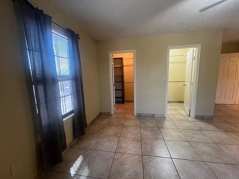 9001 Tulane Dr #UPSTAIRS — Photo 6