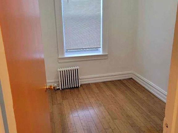 5th image of 4313 34th Ave APT 3
