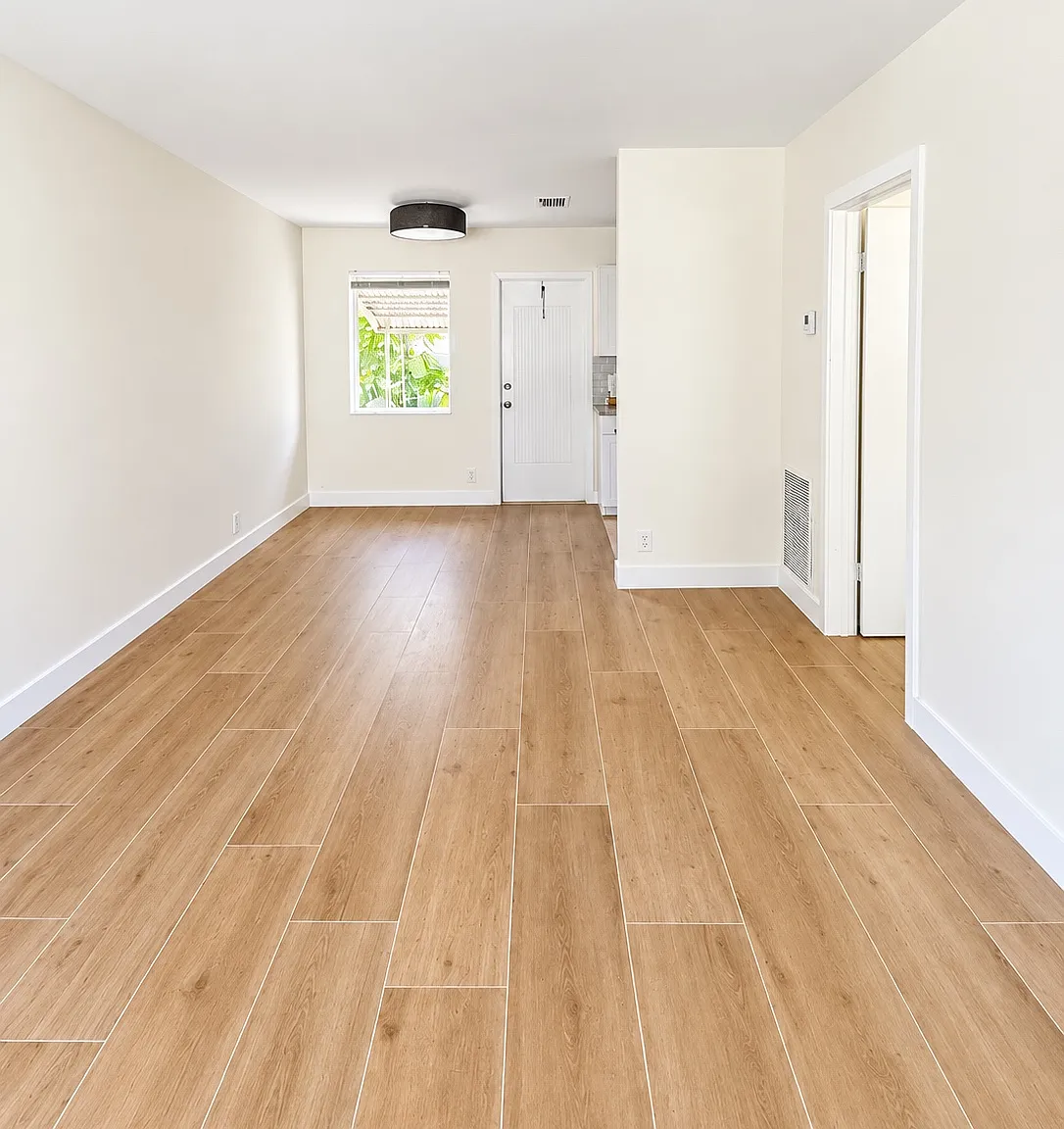 2641 Polk St — Photo 2