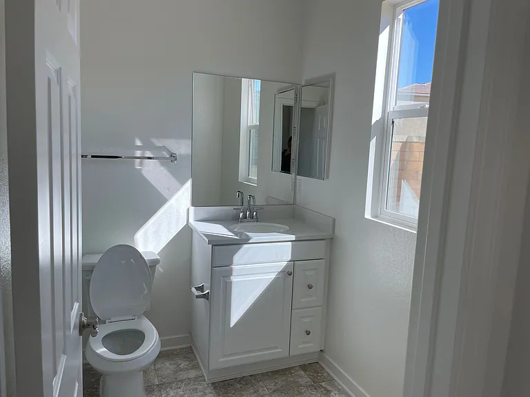 20649 Boxcar Ct — Photo 48