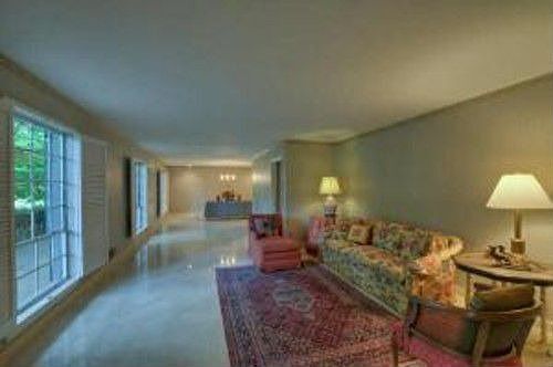 4th image of 4157 Shady Valley Dr