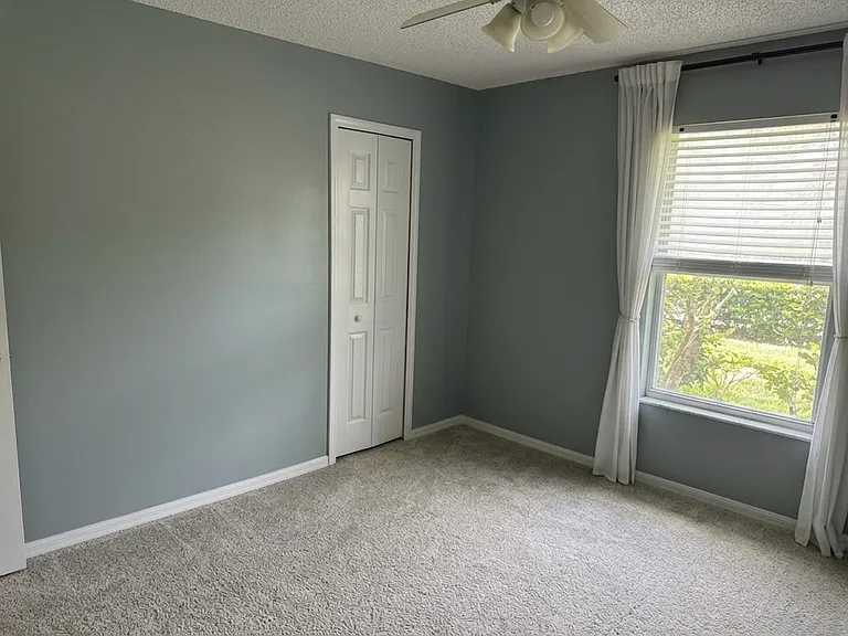 4786 Mountain Breeze Ct S — Photo 27